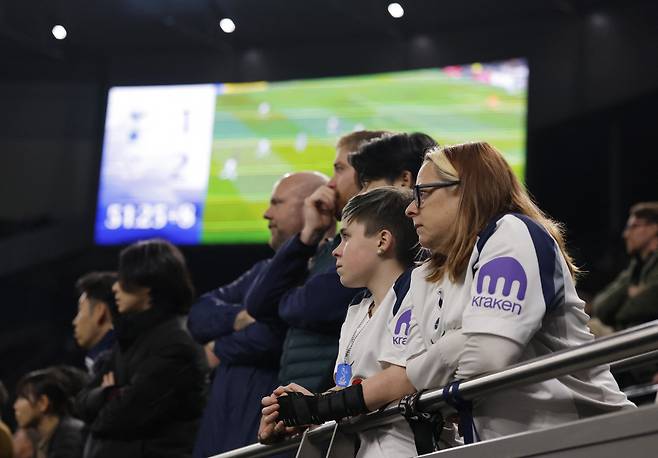 英 '비피셜' BBC 대서특필, '손케 듀오' 당신들이 문제다...