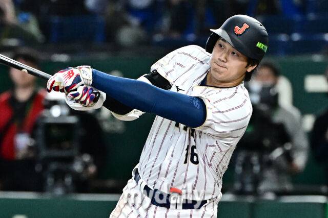 '아깝다' 손주영, 오타니 잡기 업적 실패→대신 '연타석포' 세이야 처리…6회 고우석 등판 [MD도쿄]