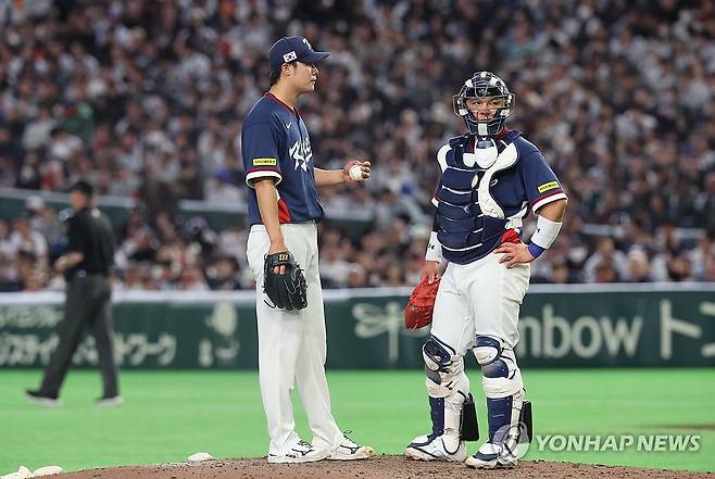 [WBC] 일본에 잘 던지던 불펜 왜 바꿨나…대만전 고려한 현실적 선택
