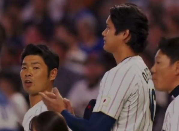 '인성마저 완벽' 오타니, 韓 애국가 끝나자 박수…'LA 동료' 김혜성 홈런→또 박수 쳤다