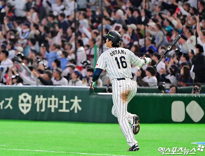'인성마저 완벽' 오타니, 韓 애국가 끝나자 박수…'LA 동료' 김혜성 홈런→또 박수 쳤다