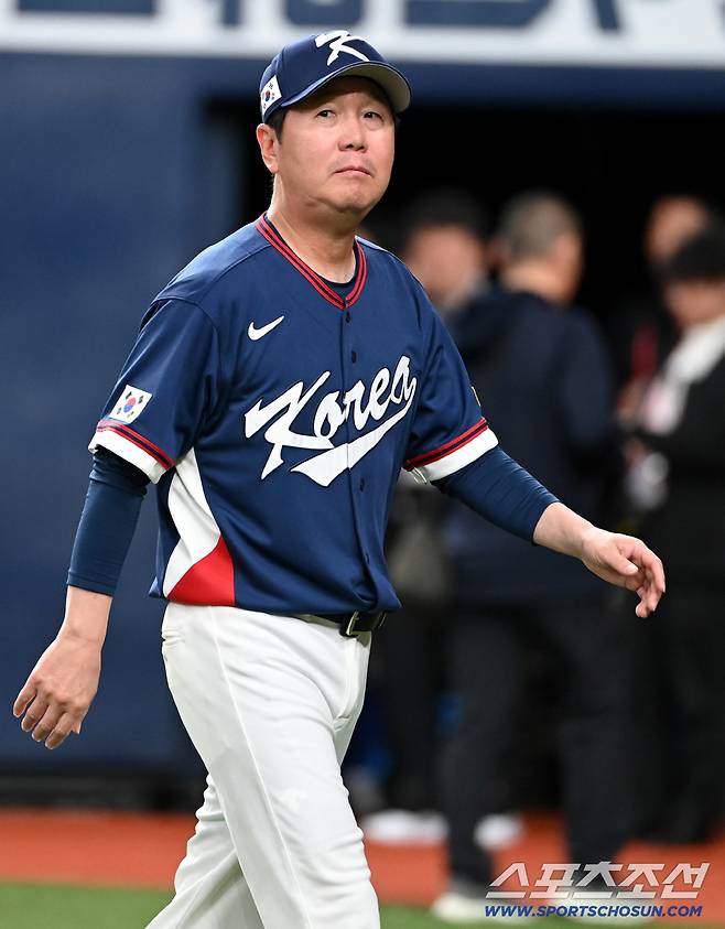 '참 잘 싸웠는데…' 문제의 김영규 교체 타이밍 '3타자 의무 상대' 규정에 발목 잡힌 통한의 한일전