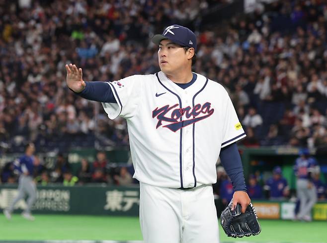 '류현진 대만에 한방 맞았다' ML 통산 20홈런 타자에 덜미, 결국 선취점 내주고 출발