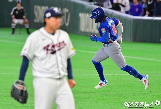 아! 류현진, '6211일 만의 도쿄돔 등판' 호투했는데…대만전 3이닝 3피안타 2K 1실점→솔로포 일격 아쉽네 [도쿄:라이브]