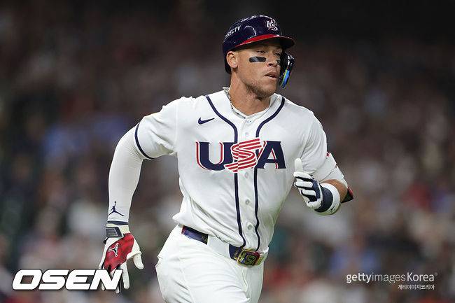 미국 드림팀 망신당할 뻔, 약체 영국에 0-1→9-1 역전승…슈와버 역전 투런포+헨더슨 4안타, 스쿠발은 체면 구겼다
