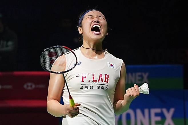 안세영, 드디어 中 천적에 전세 역전…천위페이 누르고 전영 오픈 韓 최초 단식 2연패 도전