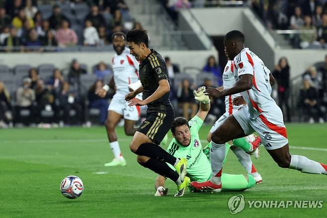 '손흥민 풀타임' LAFC, 댈러스 꺾고 구단 최초 'MLS 개막 3연승'