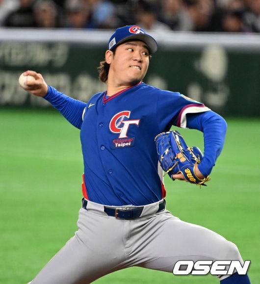 '8강행 빨간불' 한국, 대만에 치명적 연장 10회 패배...위트컴 판단 실수→김주원 주루사, '1승2패' 호주전 필승만 답 [도쿄 리뷰]