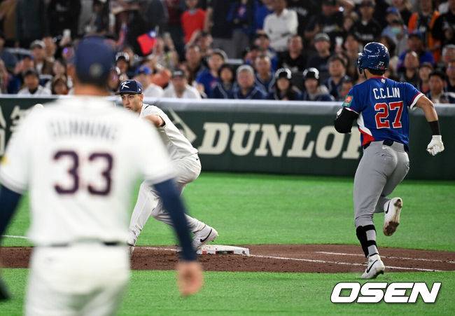 '8강행 빨간불' 한국, 대만에 치명적 연장 10회 패배...위트컴 판단 실수→김주원 주루사, '1승2패' 호주전 필승만 답 [도쿄 리뷰]