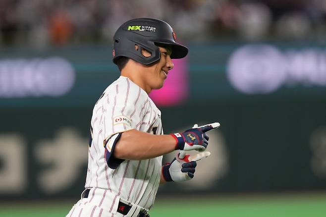 '한국 하마터면 탈락 확정할뻔' 일본, 호주에 1점차 진땀승…호주 9회 홈런 2방 간담 서늘