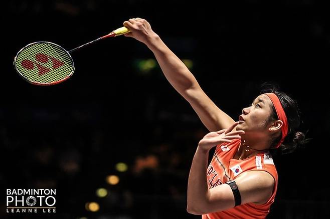 [속보] 안세영, '완패' 15-21 이런 점수 차로 진 적 있었나...中 왕즈이에 고전 속 1세트 패배