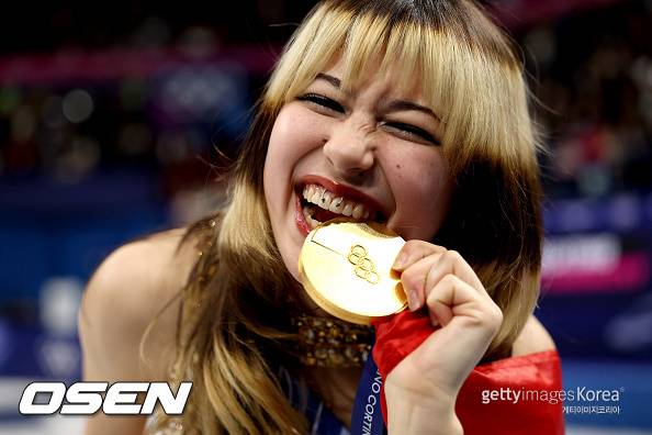 미국이 자랑하는 중국계 피겨요정, 알고보니 아버지가 천안문 사태로 미국 망명