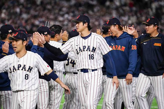 8회말 만루 찬스에서 대타로 교체, '12타수 무안타' 일본 최고 타자의 굴욕, 오타니 뒤 타석 중압감 때문인가[민창기의 일본야구]