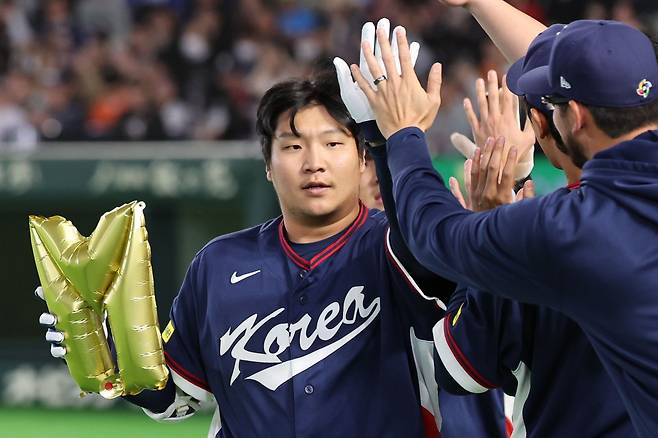 찾았다! 국제대회 해결사…‘연일 적시타’ 韓 보물 된 NEW 중심타자 문보경