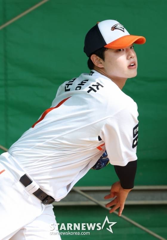 한화 문동주 '8강 기적' 韓 대표팀 전격 교체 합류 가능한가 → 미국 간다면 그야말로 '천군만마' 에이스 1명 더 생긴다! [WBC]