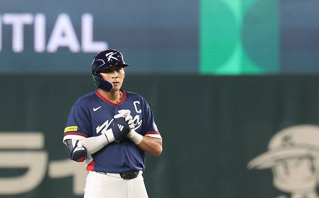 이정후의 미친 슬라이딩캐치, 기적 같은 9회…한국 야구, 17년 만에 WBC 8강 진출 대성공