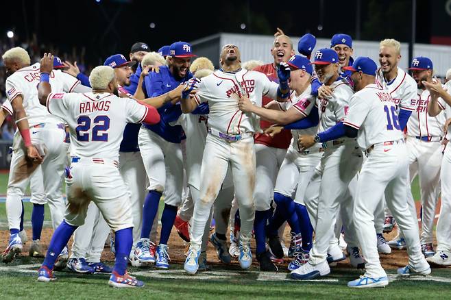 조별리그 막바지...3년 전과 흡사한 8강 윤곽→베네수엘라 VS 도미니카 빅매치 임박 [WBC]
