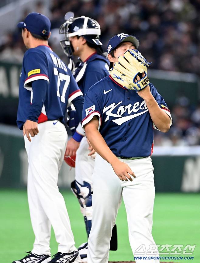 '와 7-2!' 韓 17년 만의 8강행, 호주·대만 탈락…문보경·노경은 마이애미행 전세기 태웠다[도쿄 리뷰]