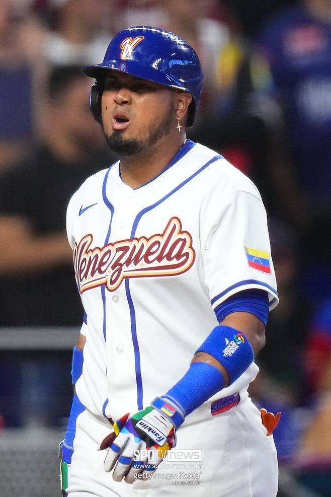 드디어 '전세기' 탄다! 하지만 산 넘어 산…1조 1368억 타자와 붙나? 韓, 8강 맞대결 상대는?