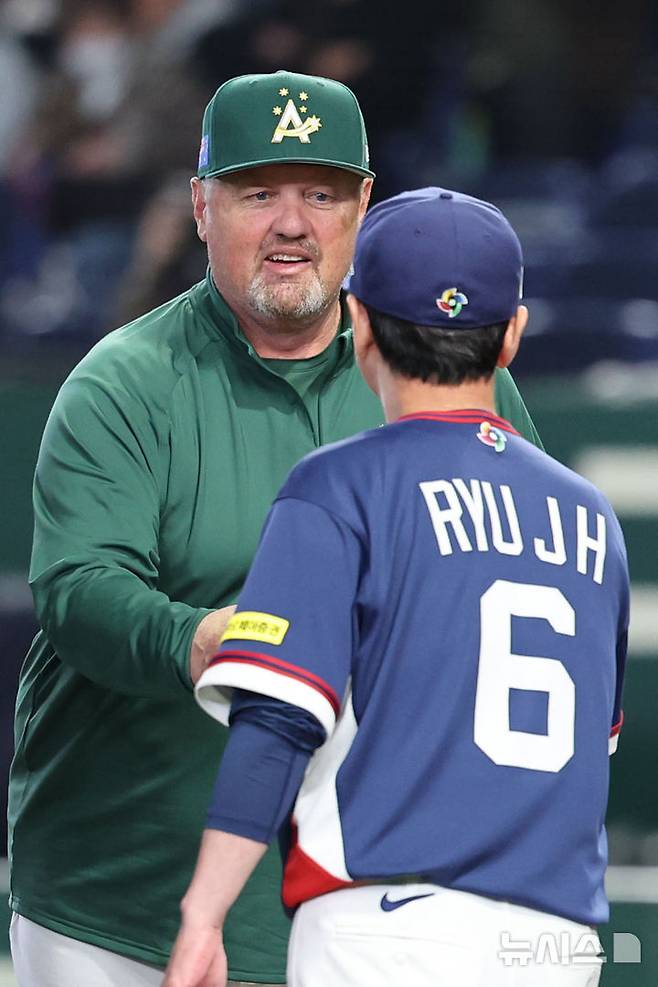 7점 내주고 8강행 불발…호주 감독