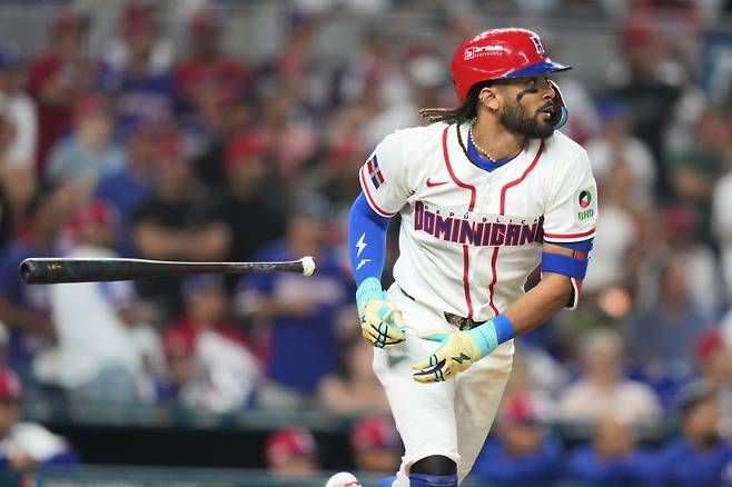 우리의 8강 상대 유력, 도미니카 5000억 강타자