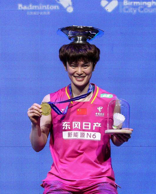 '거대한 벽' 안세영 11번 만에 꺾은 中 왕즈이가 우승 직후 내뱉은 첫마디,