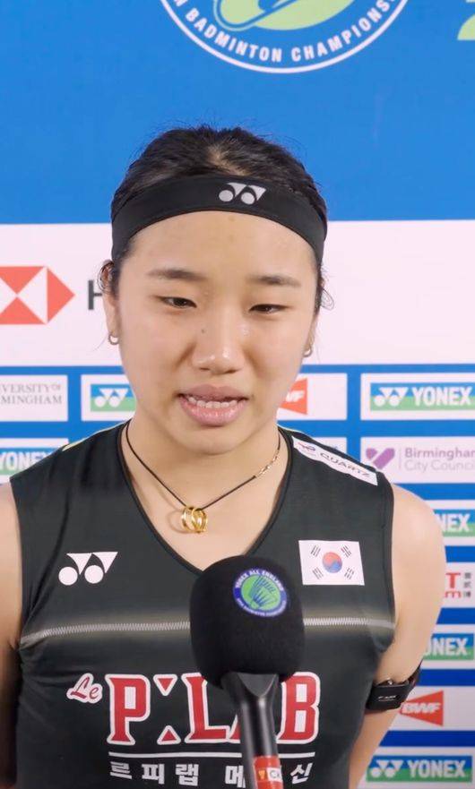 '거대한 벽' 안세영 11번 만에 꺾은 中 왕즈이가 우승 직후 내뱉은 첫마디,