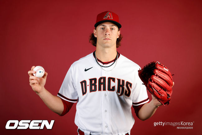 독립리그→1억 받고 한화 왔다가 인생 역전...‘최대 147억’ ML 계약 와이스, 155km 찍고 선발 자리 보인다