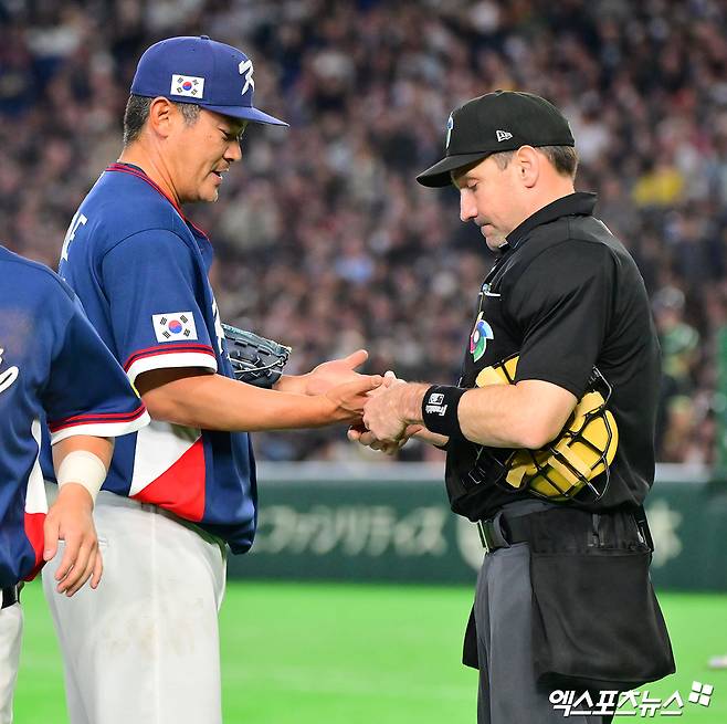 '오늘(11일)'이 42번째 생일…롯데가 방출했던 노장 투수, 한국야구 구하고 역사 바꿨다→노경은이 만든 기적 [WBC]