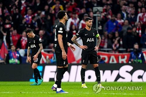 '토트넘 와르르 붕괴' 이제 2부 강등만 남았다, UCL 최초 15분 3실점→아틀레티코 원정 2-5 대참패…사실상 탈락 위기