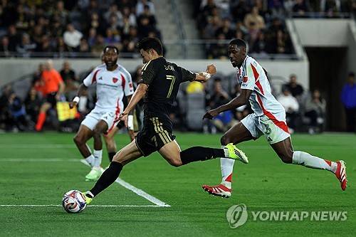 '흥부 듀오 터졌는데' LAFC, 손흥민 도움에도 챔피언스컵 16강 1차전 무