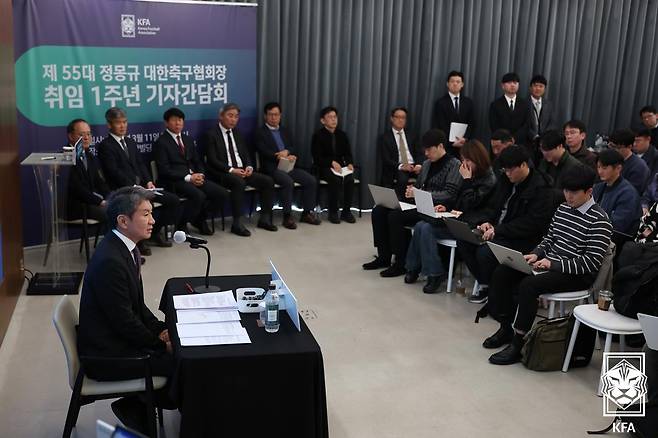 정몽규 회장이 본 '韓 대표팀 인기 하락' 왜?