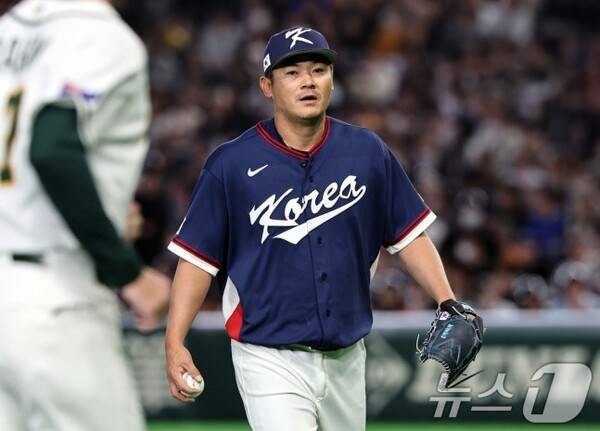 깜짝! 42세 노경은이 할아버지가 됐다?...日 관심 폭발, 희끗한 흰머리의 베테랑, '맏형, 아버지, 넘어선 책임감 선보여'