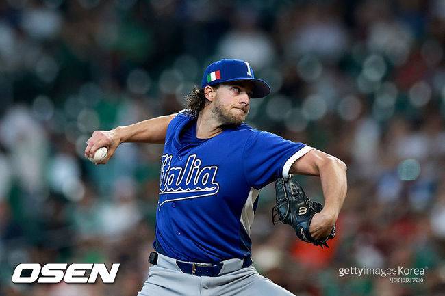 ‘고맙다 이탈리아’ 순위 착각해 탈락할 뻔한 미국, 이탈리아 덕분에 8강 진출 확정...최소 2위 확보 '어부지리'