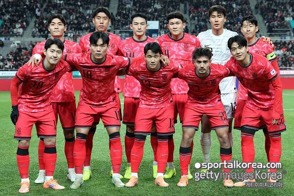 [오피셜] '대한민국, 대형 변수 발생!' 韓 대표팀, 맞대결 상대 멕시코 주전 GK, 아킬레스건 파열→월드컵 사실상 OUT...대체자 40세 오초아 거론