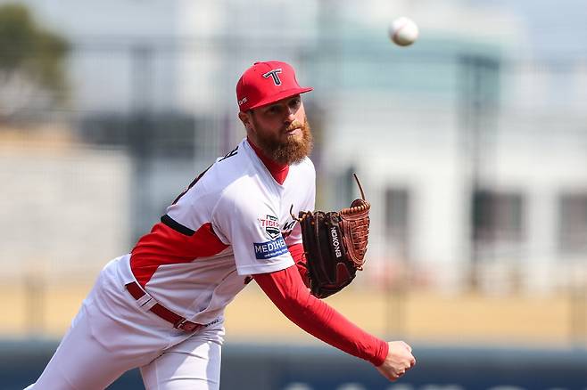 '재계약 고민 괜히 했나' KIA 17억 투수, 3이닝 5K 퍼펙트 152km [광주 현장]