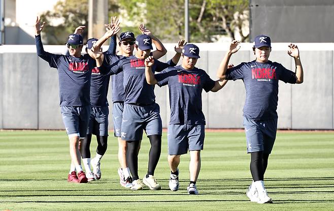 ‘올스타급 타선’ 상대도 버거운데…도미니카공화국, 한국전 선발로 ‘평균 153.5㎞’ 고속 싱커 던지는 ‘NL 사이영상 2위’ 예고[WBC]