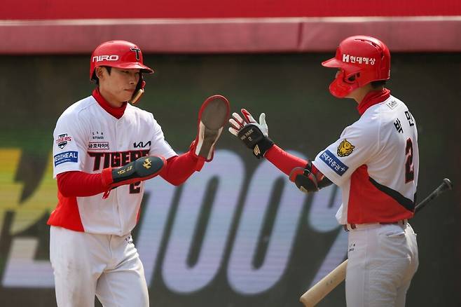 FA 대박 향한 예고인가… ‘3타석 3출루’ 김호령 기막힌 출발, 지난해 타격 성적 운 아니다