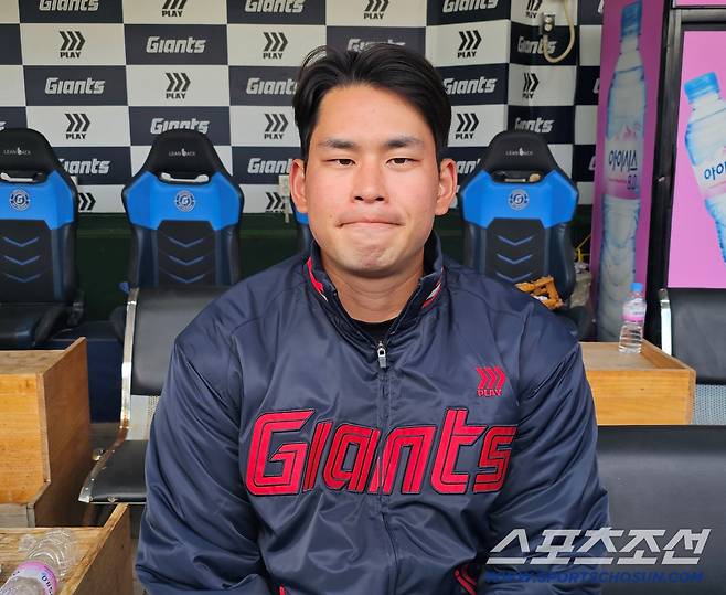 1회 31구 땀뻘뻘 → '잘 던졌다!' 사령탑 찬사 받은 호투…올해는 터지나? 김진욱의 진심