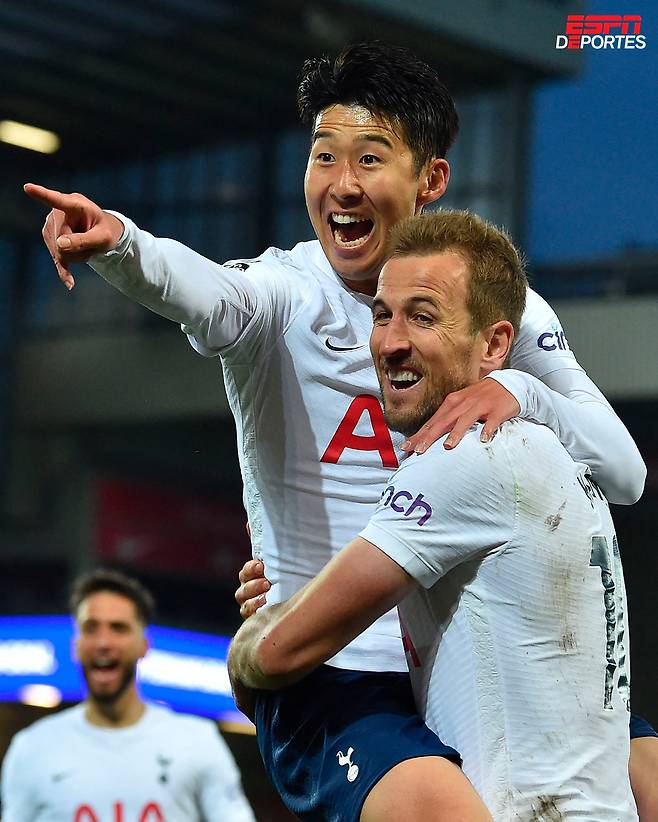 “손흥민과 케인이 정말 그리울 것” ESPN 조명, 토트넘 팬들은 “두 선수의 위대함을 새삼 다시 느낀다” 한숨