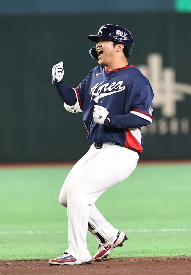 역시 보는 눈은 日도 똑같구나…'노경은 & 문보경' 베스트나인 선정