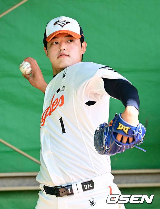 '155km 던졌는데' 문동주, WBC 불발 당연했나…김경문 감독