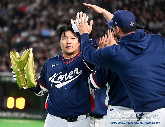 '17년만 생존' 과몰입 최강! 한국 WBC 우승 '환상 시나리오' 떴다…도미니카→미국→일본 잡으면 '세계 최강 등극'