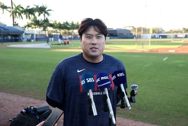 “세 경기 던질 수 있도록”…도미니카 공화국전 선발 유력한 류현진의 다짐 [WBC]