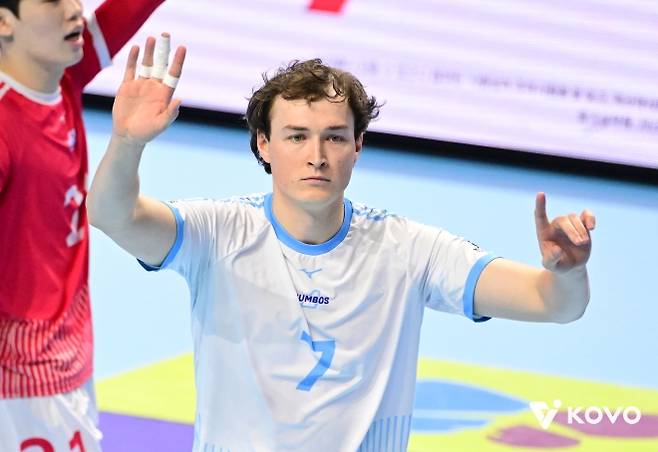 “빨리 우승하고 서울 구경할래요”…25세 호주 청년 이든의 꿈