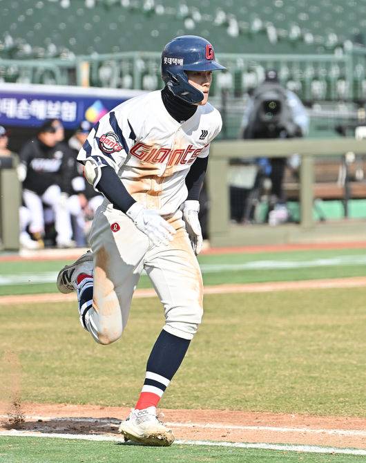 김태형의 금일봉, 헛되지 않았나…'도박 4인방' 없는 기회, 신인 이서준-김한홀이 놓치지 않을까