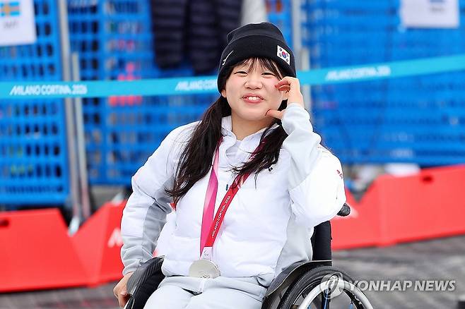 [패럴림픽] '19세 철인' 김윤지, 또 은빛 질주…이번 대회 4번째 메달