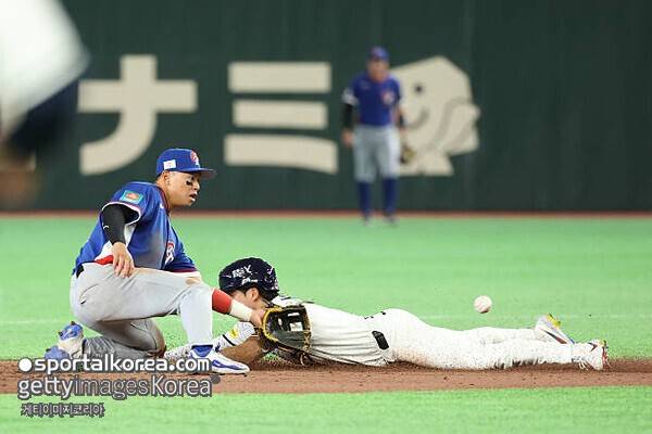 '전격 복귀' 대한민국 8강 앞두고 호재! '손가락 통증→라인업 제외' 김혜성 2경기 만에 선발 출전…도미니카共 만나러 간다