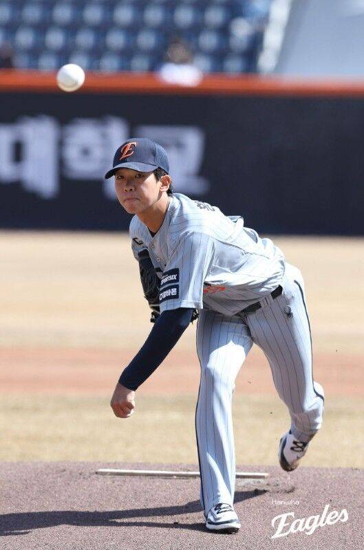 '20억 KIA行' 김범수 떠난 자리, 한화 1순위 좌완 이대로만 던진다면…서산행 꿈도 안 꾼다