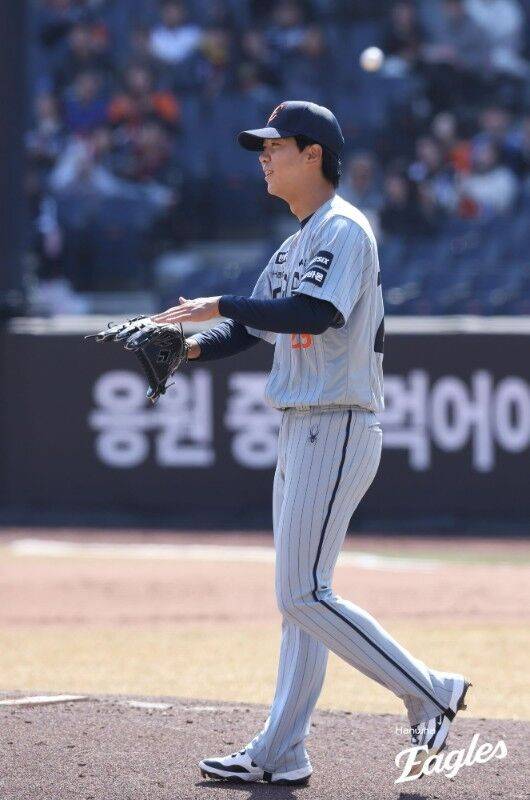 '20억 KIA行' 김범수 떠난 자리, 한화 1순위 좌완 이대로만 던진다면…서산행 꿈도 안 꾼다